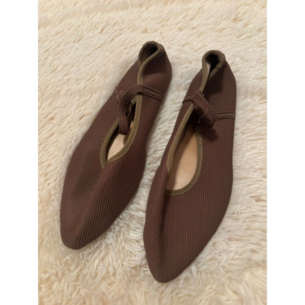 Brown Slip‑On Flats – Size 43 (US Women’s 11–11.5)